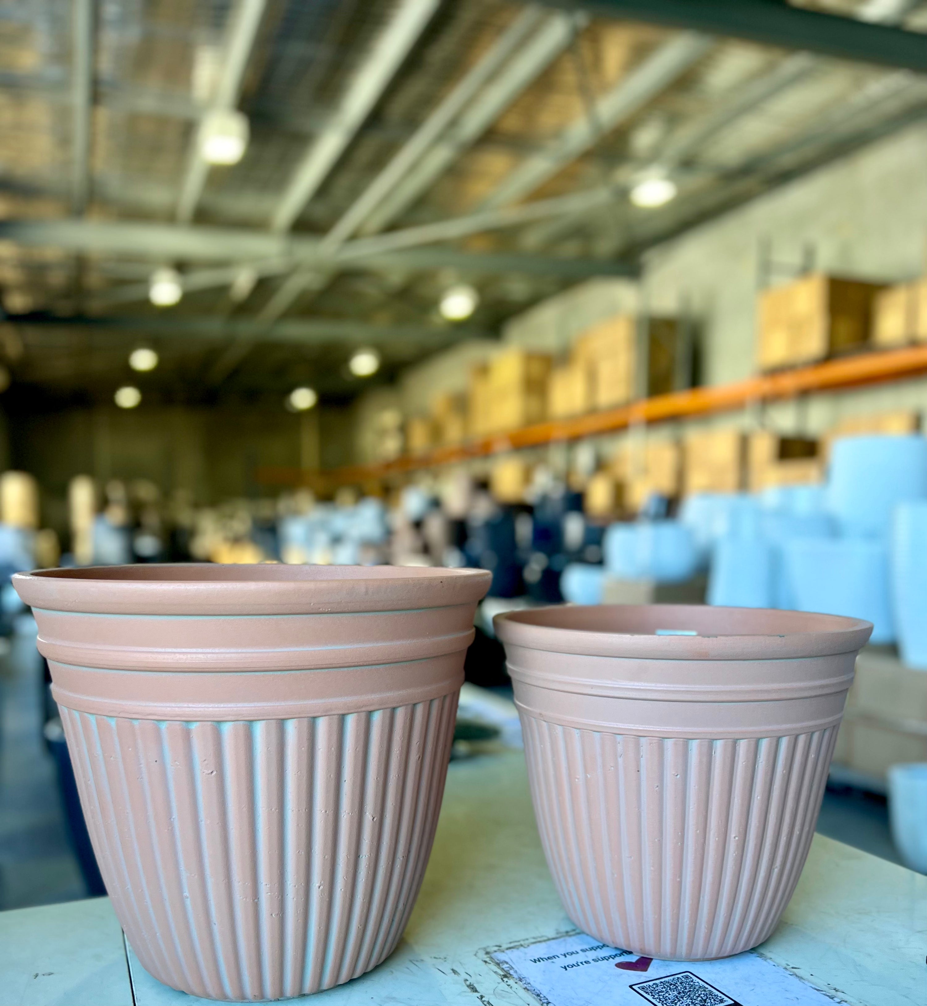 Terracotta Pot 2215 styled - lightweight round terracotta pot