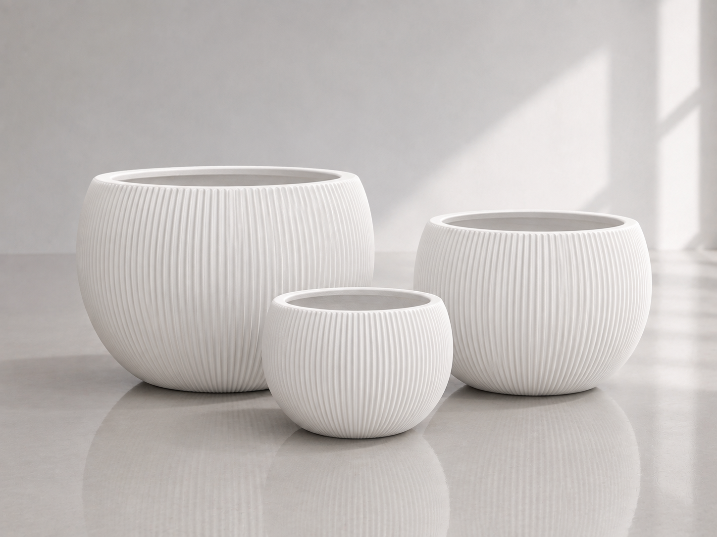 STRIPY Round Lightweight Fiberglass Composite Pots