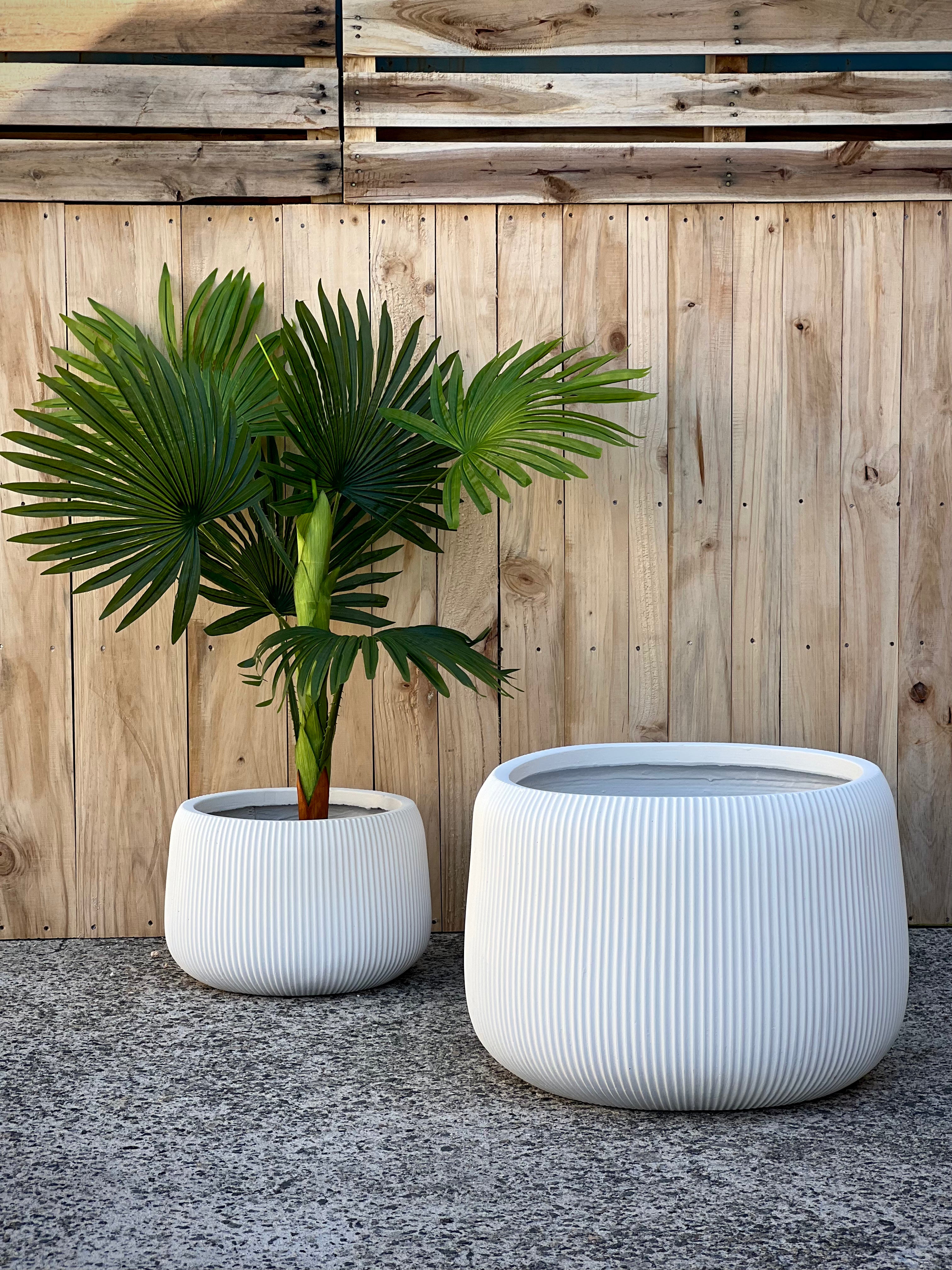 STRIPY BOWL - Indoor or Outdoor Fiberclay Lightweight Egg Shaped Bowl with Vertical Stripes DR96
