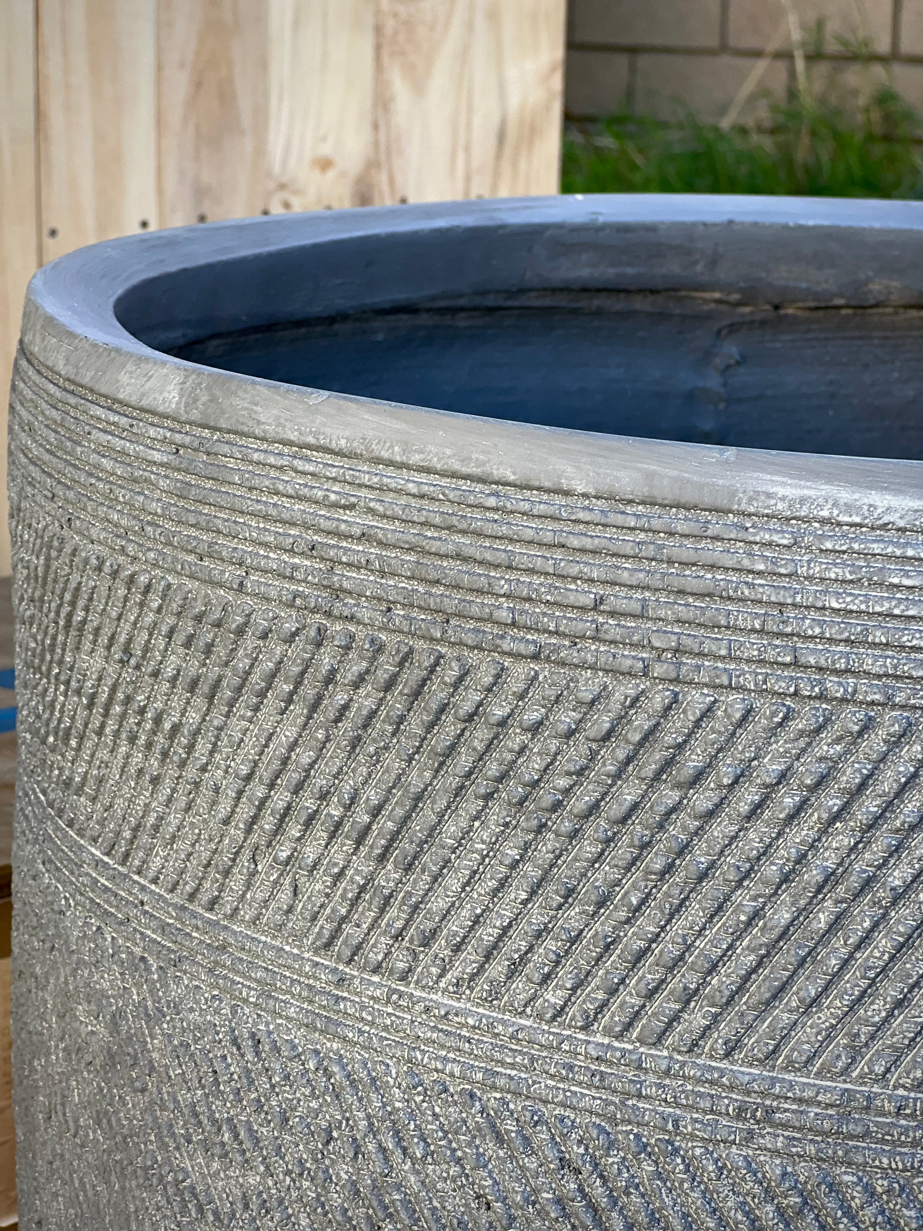 PRINT LOW- Indoor or Outdoor Large Round Fiberclay Lightweight Pot with a Print NL07