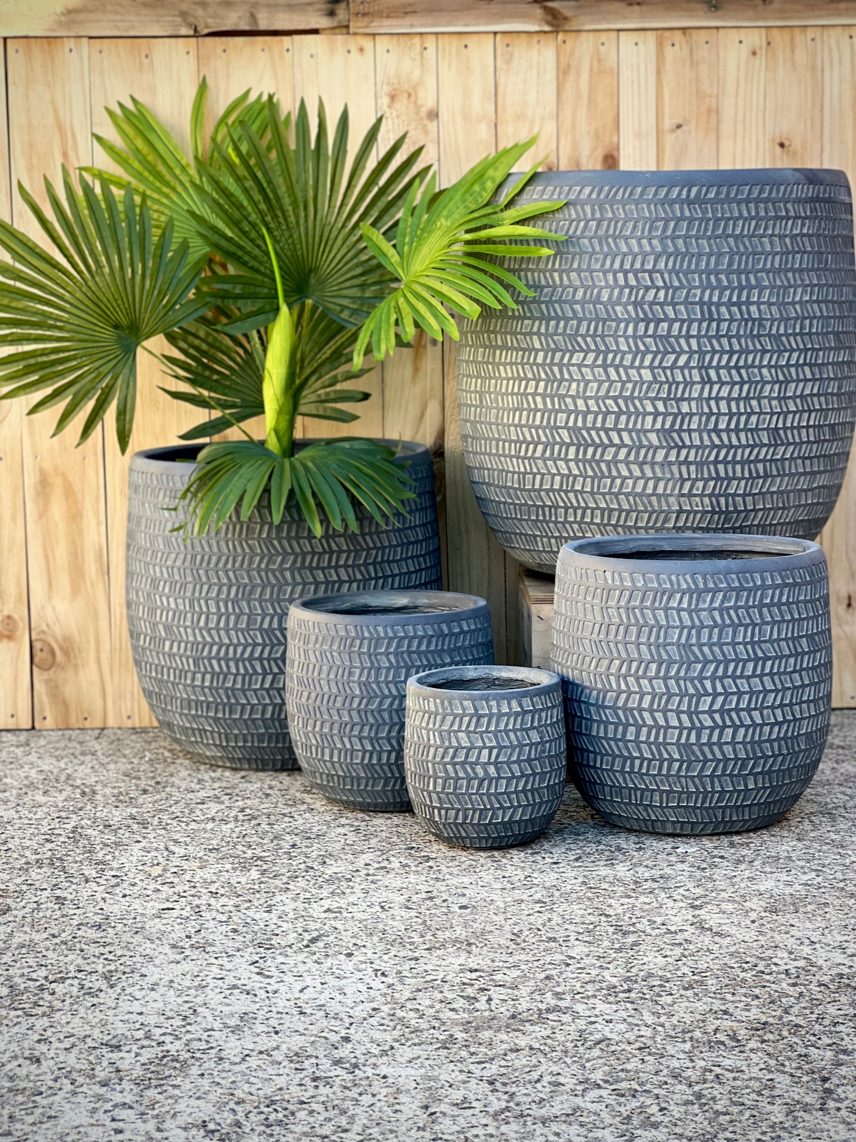 IMPRESSIONS Fiberclay Pot with Print Texture in Cream XS - egg shaped lightweight pot