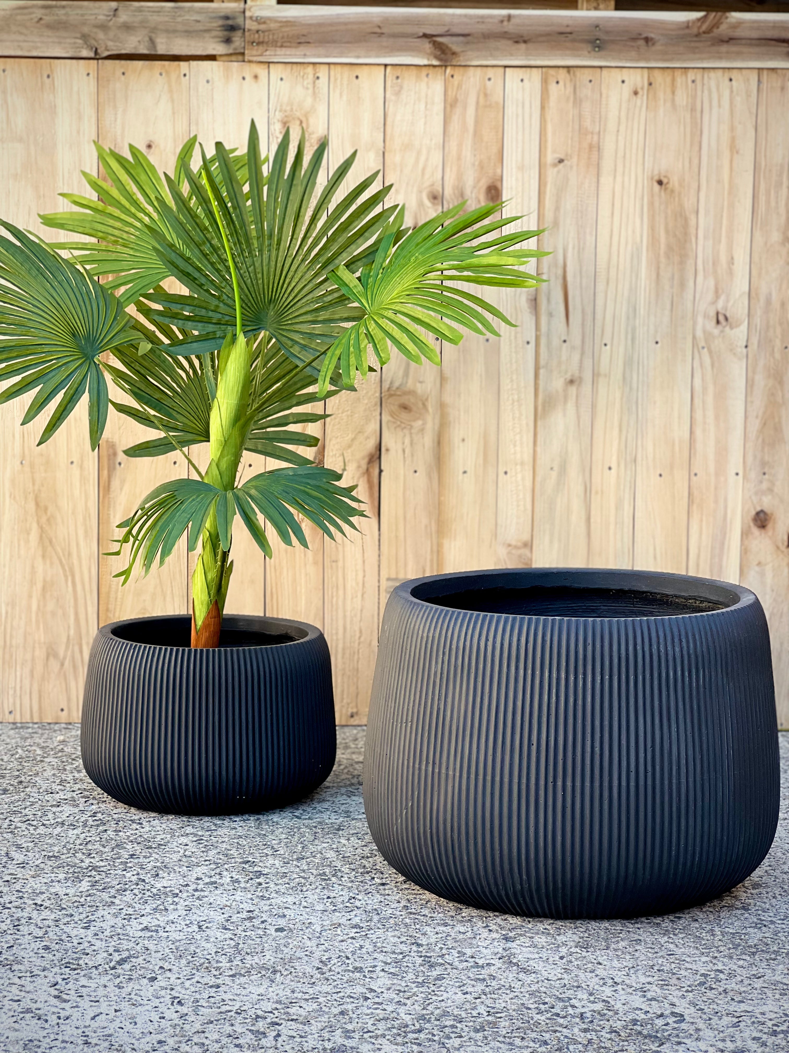 STRIPY BOWL - Indoor or Outdoor Fiberclay Lightweight Egg Shaped Bowl with Vertical Stripes DR96