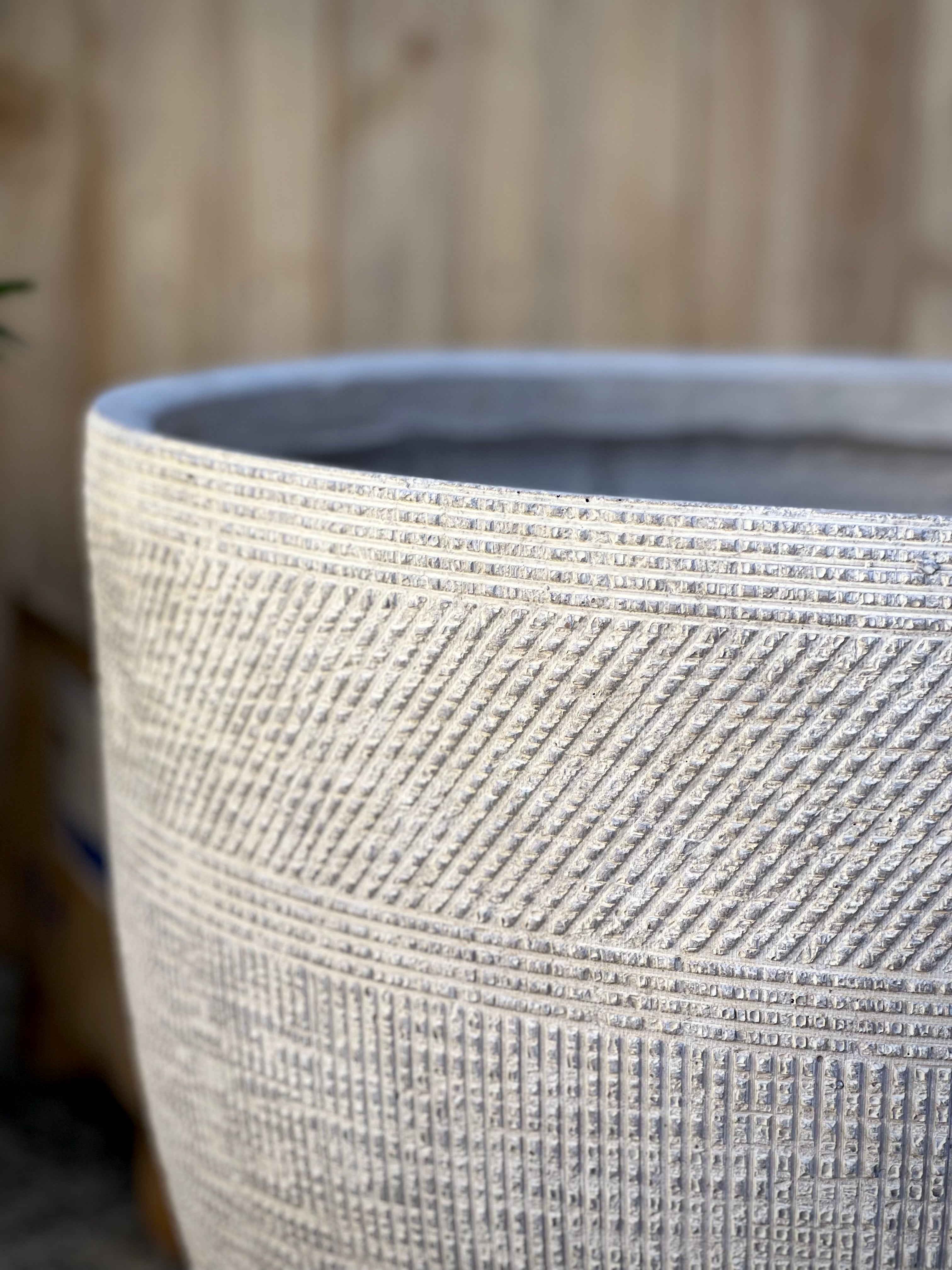 PRINT LOW- Indoor or Outdoor Large Round Fiberclay Lightweight Pot with a Print NL07