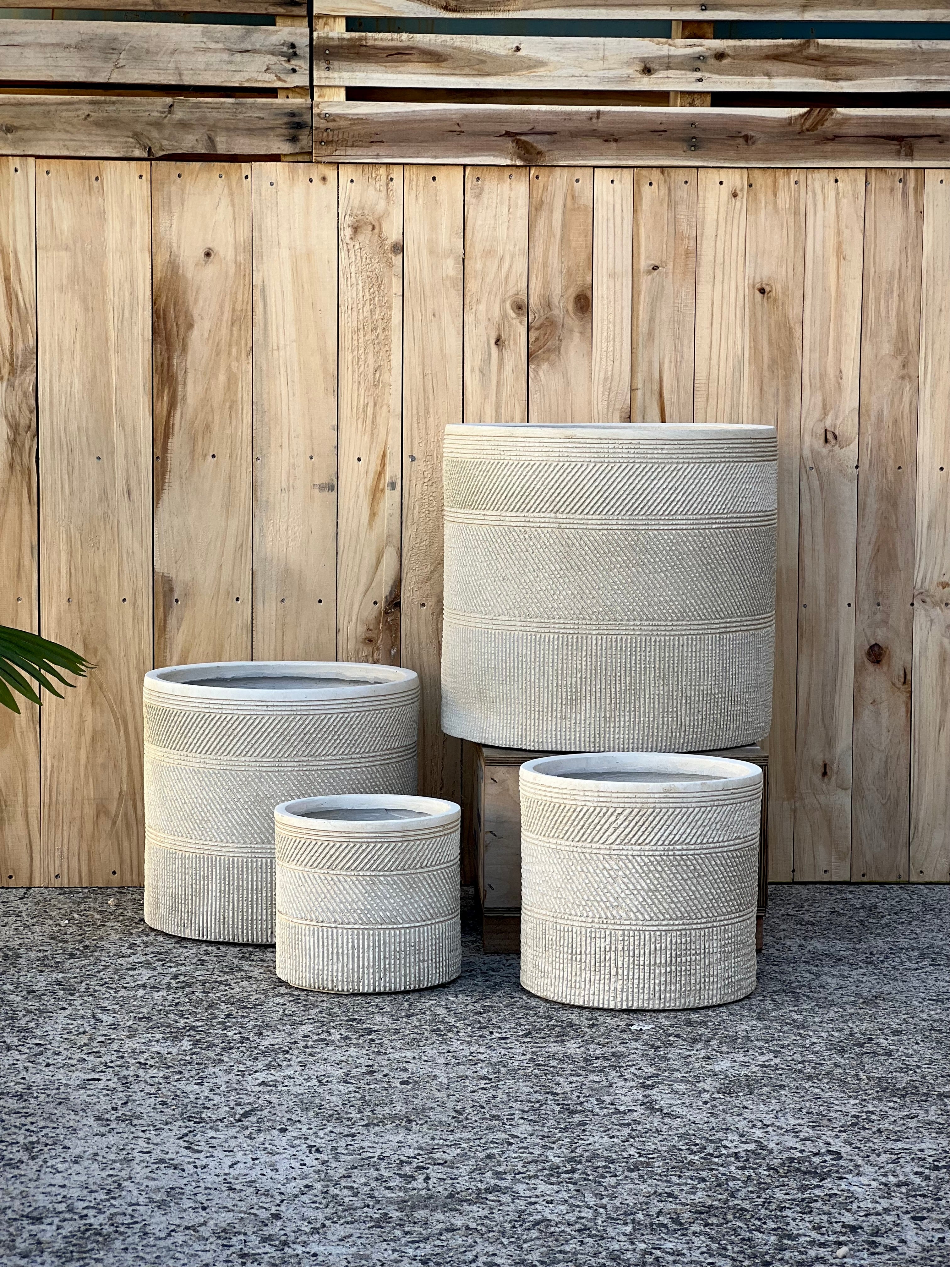 PRINT CYLINDER - Indoor or Outdoor Cylinder Fiberclay Lightweight Pot with a Print NL02