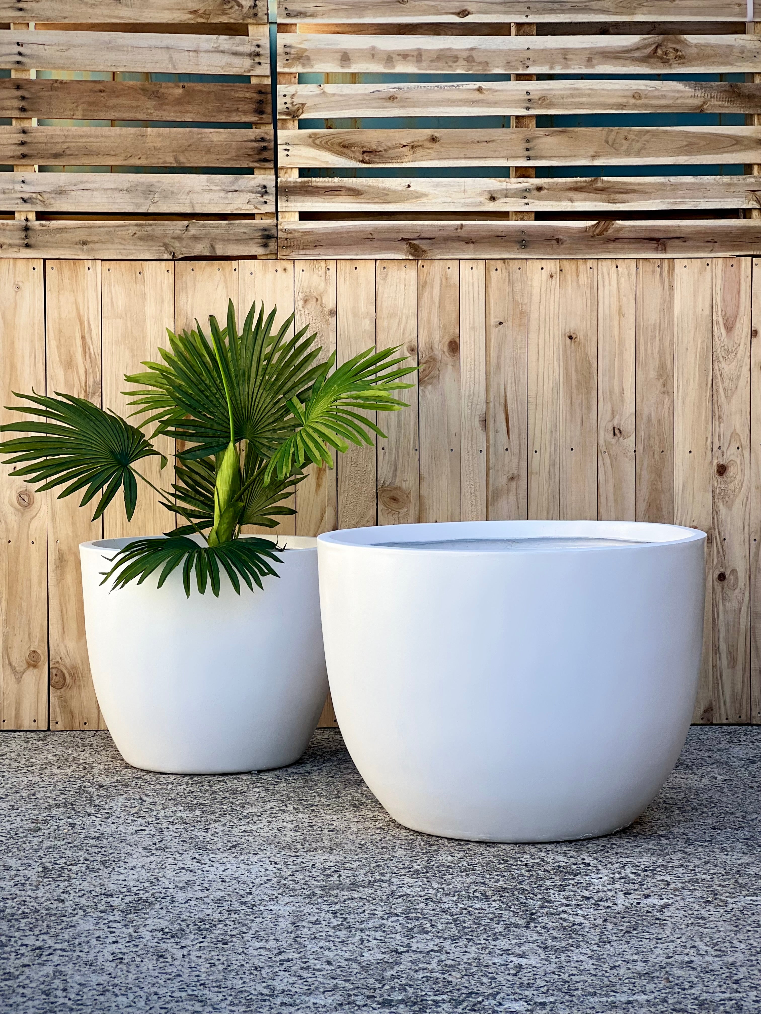 BASE LOW - Indoor or Outdoor Low Pot Smooth PR01