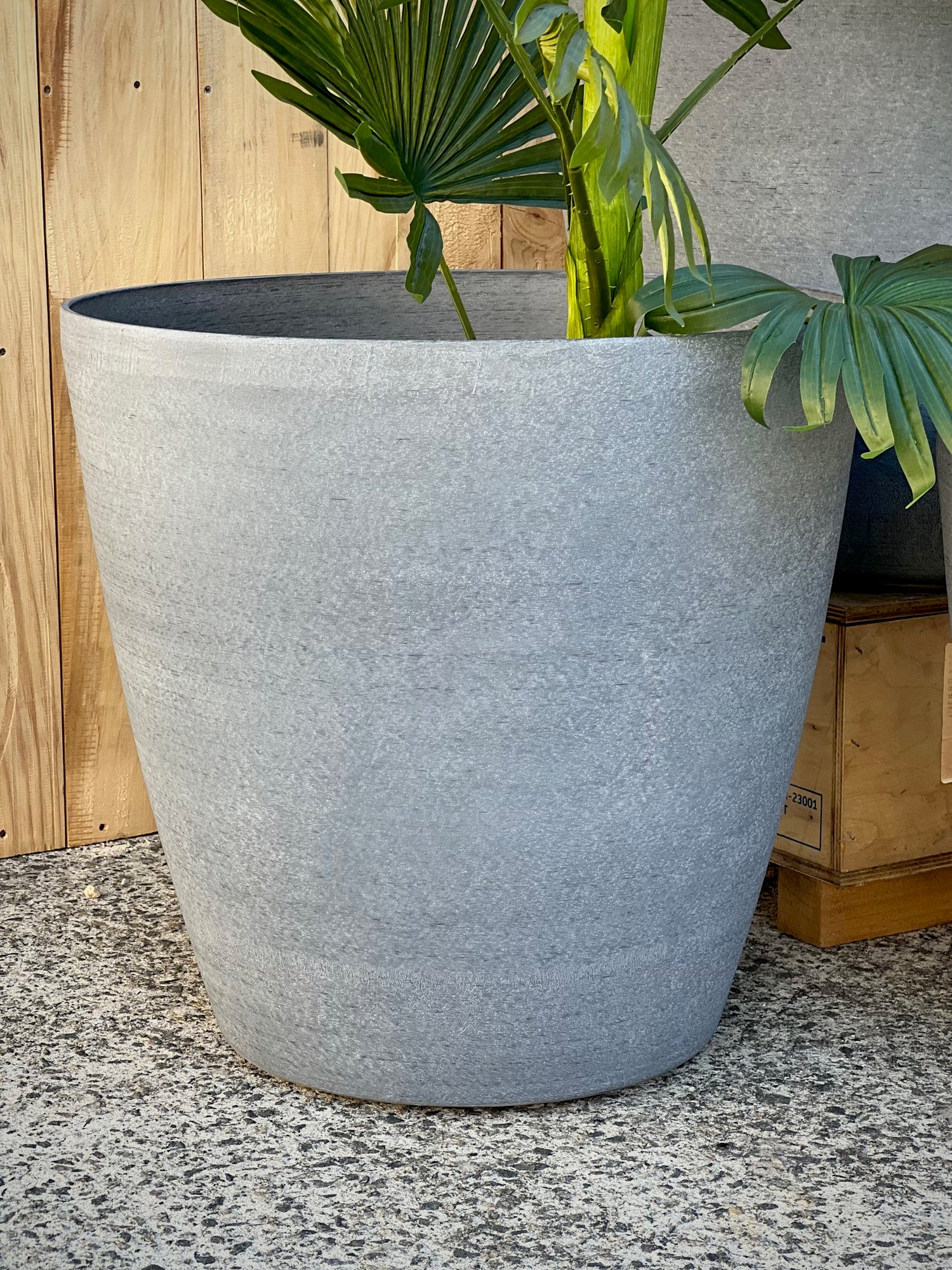 2001 Maxi Pot