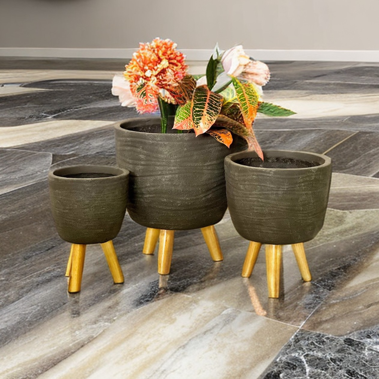 WAVESTONE - Tall Indoor Fiber Cement Pot On Legs With Wave Texture - 71