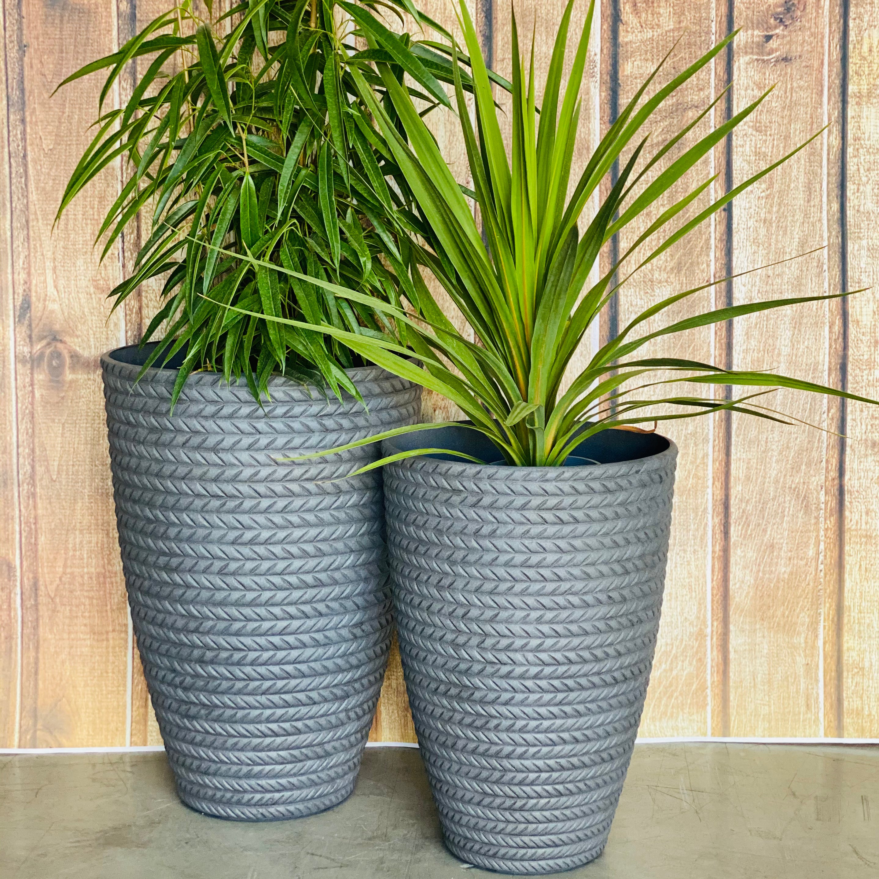 2197 Bradie Pot Clay Rust Large - tall round ornamental pot