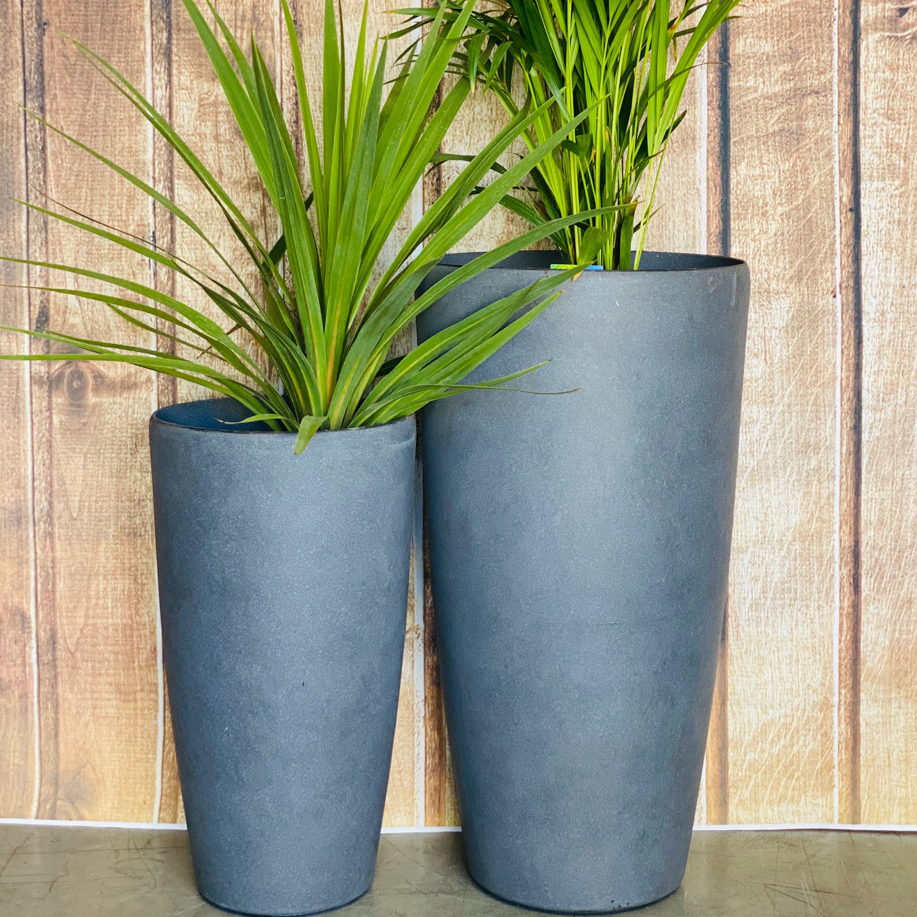 2003 Tolly Pot Clay Rust Small - lightweight tapered pot