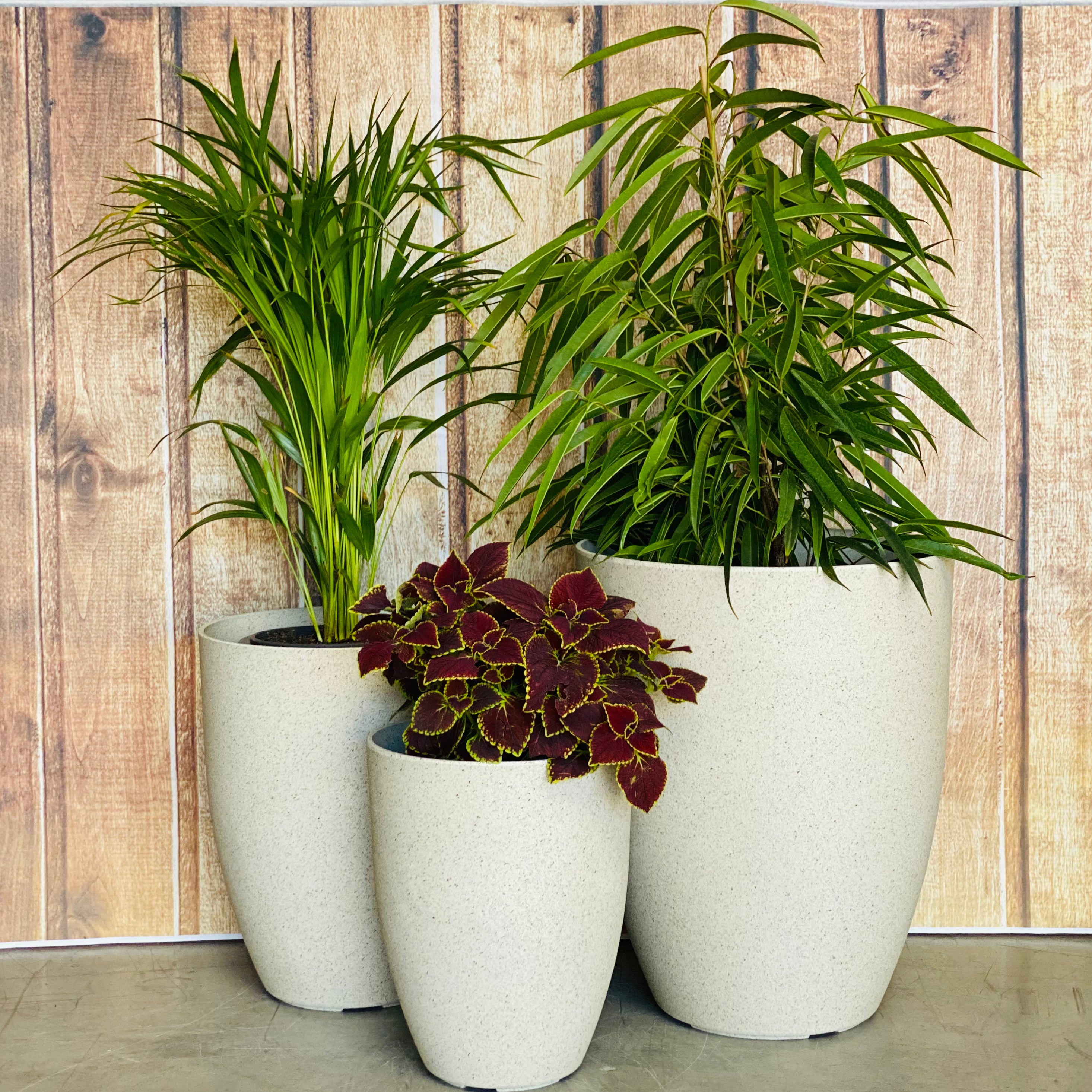 2074 Adam Stone Pot Cream Stone Large - round stone finish lightweight pot