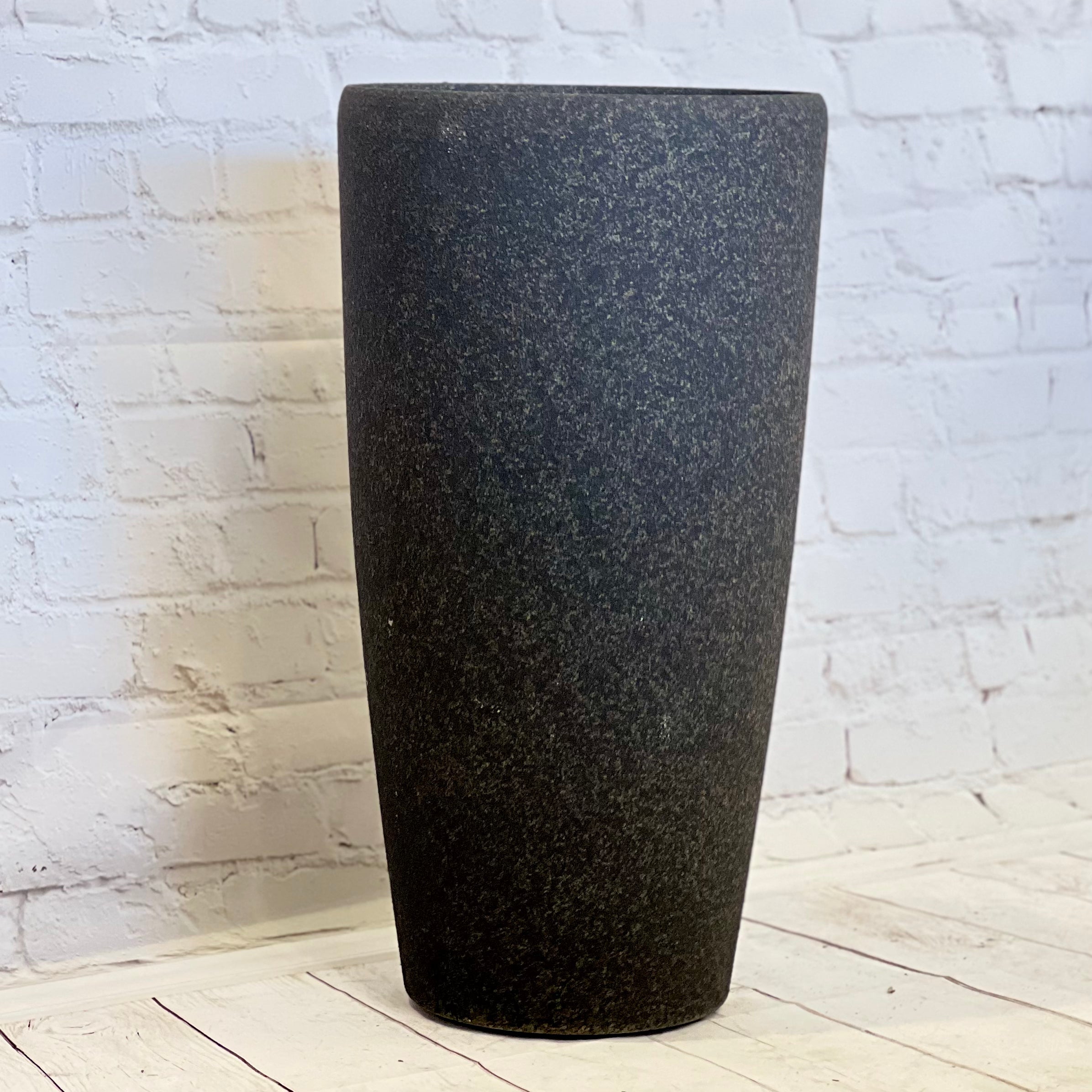 2003 Tolly Stone Pot