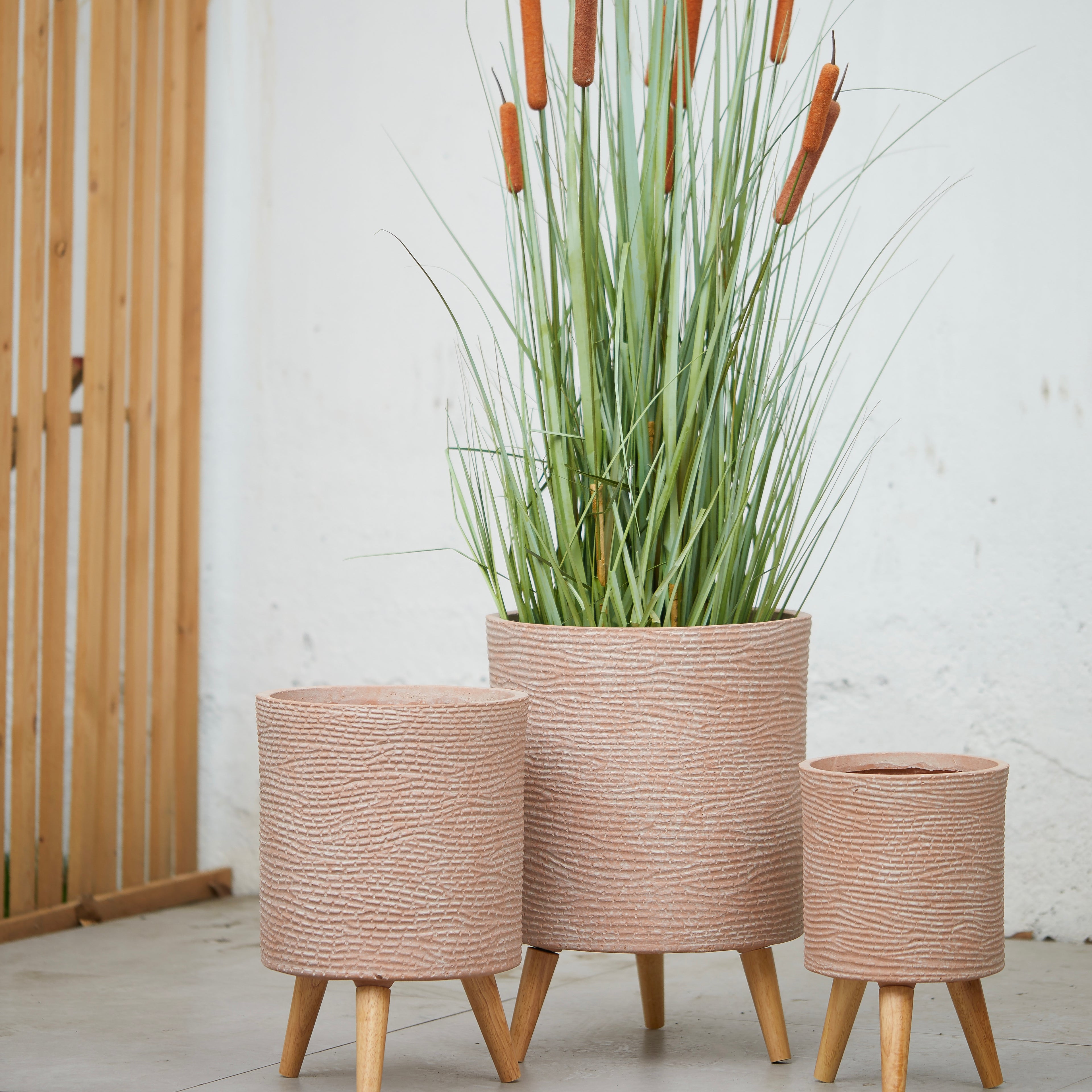 TEXTURED ROCK TALL - Tall Indoor Fiber Cement Pot On Legs In Textured Stone - 66