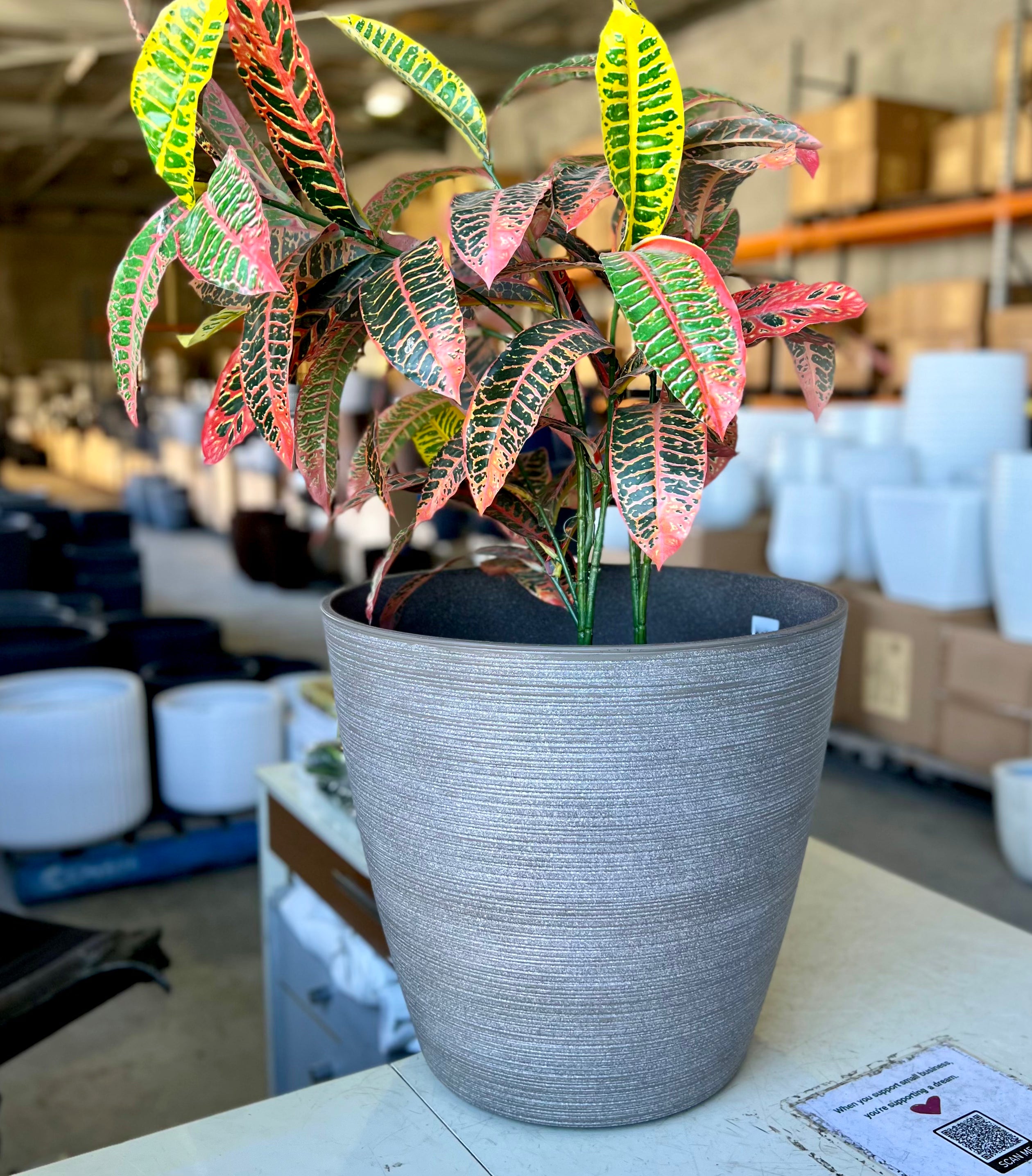 2001 Textured Pot Clay Rust - textured round tapered lightweight pot