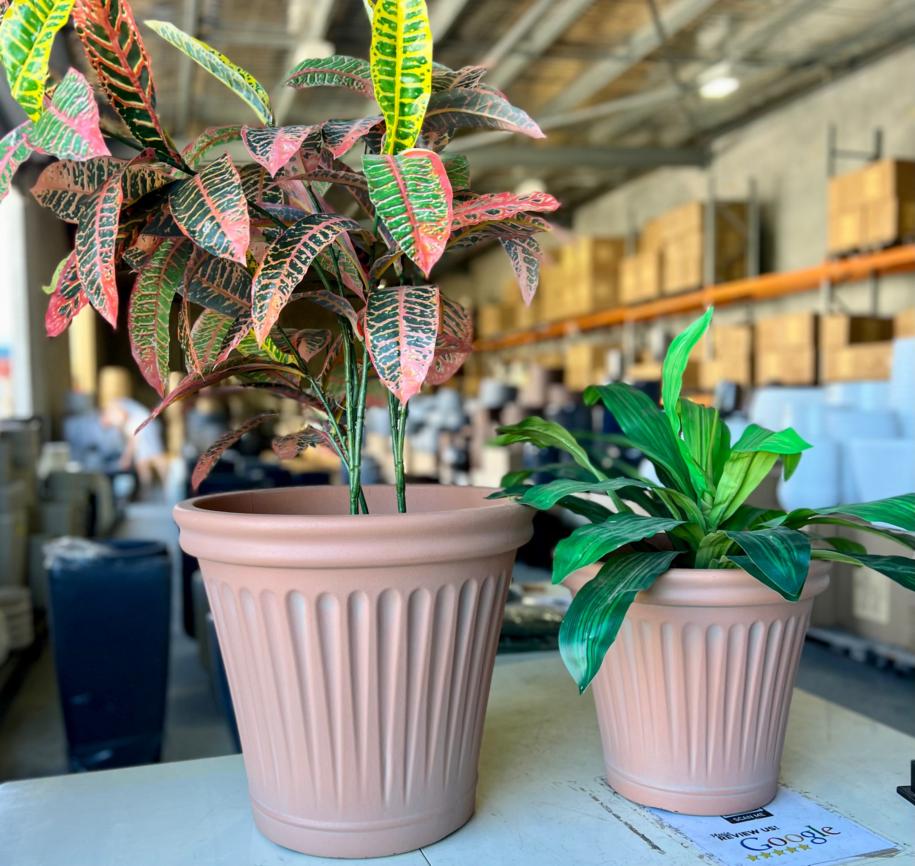 Terracotta Tall Lightweight Pot 8673 range - lightweight terracotta round pots