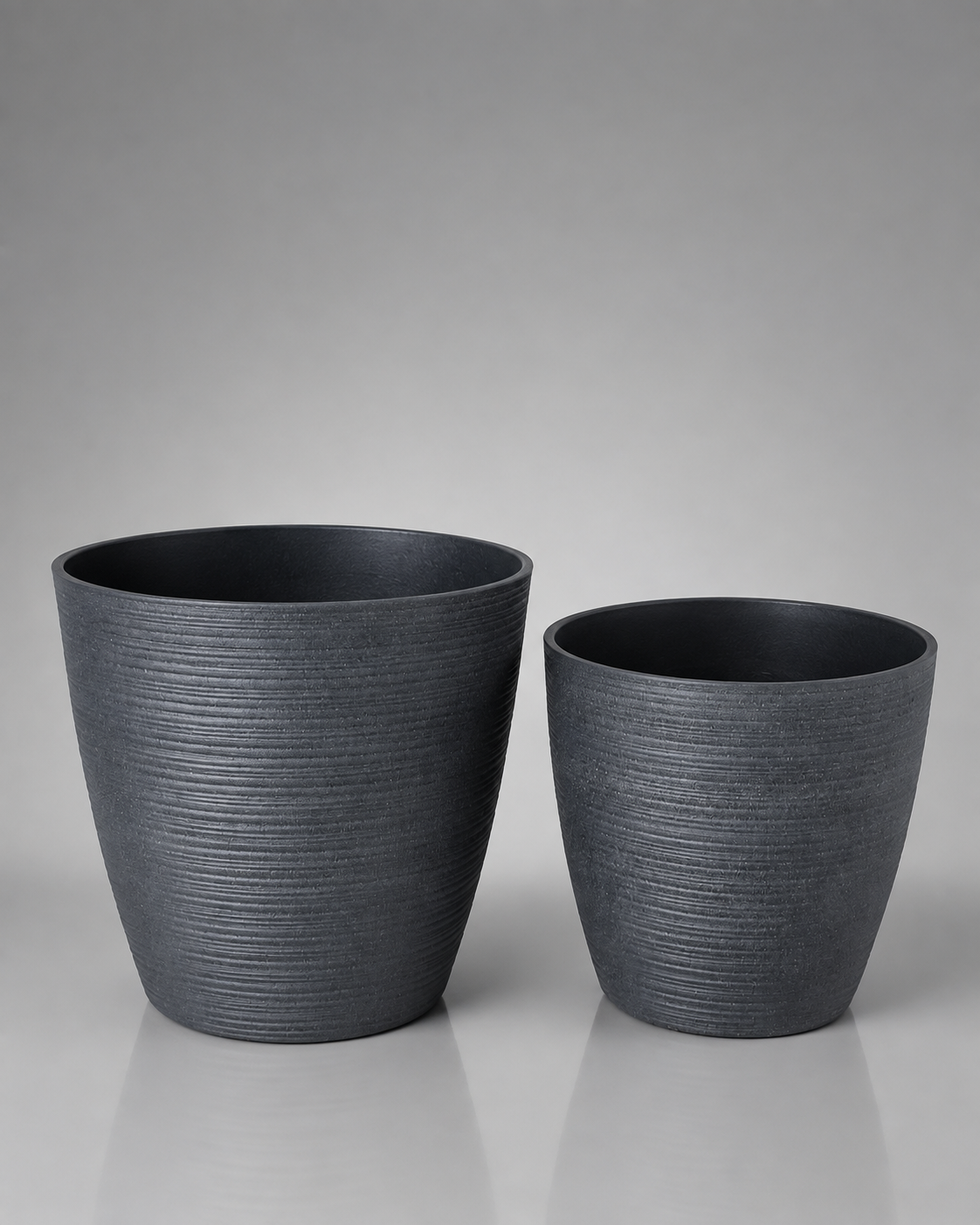 2001 - Textured Round Lightweight Pots