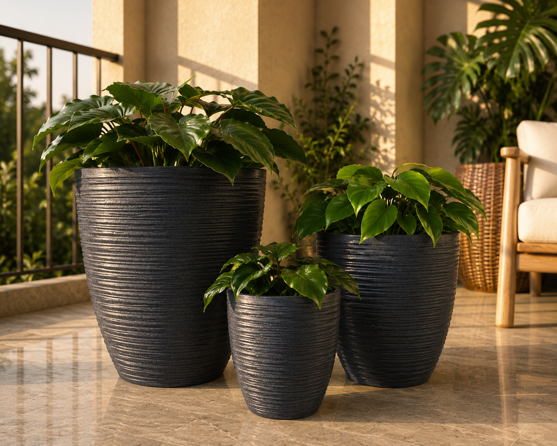 2074 - Textured Round Tapered In Lightweight Pots