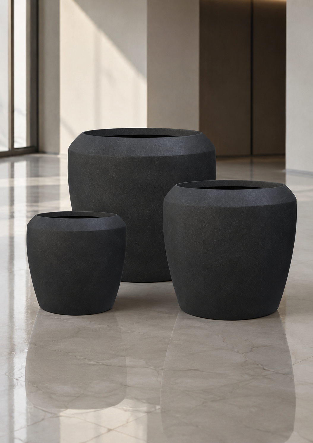 SIENNA - Lightweight StoneLite Round planter - 8629