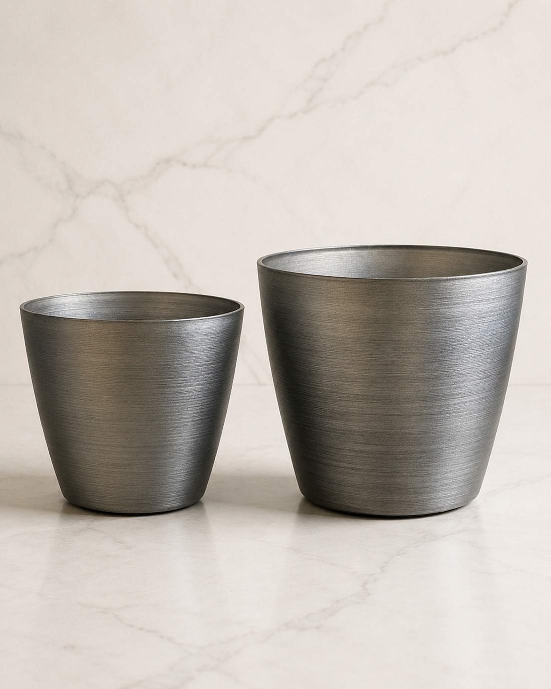 2001 - Brushed Steel - Lightweight Round Pot