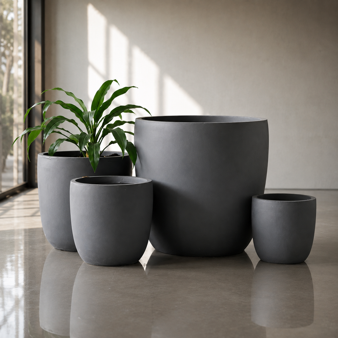 BIG BUDDHA Lightweight Round Pot – Indoor &amp; Outdoor Statement Planter (Fibreglass/Clay Blend) - 101