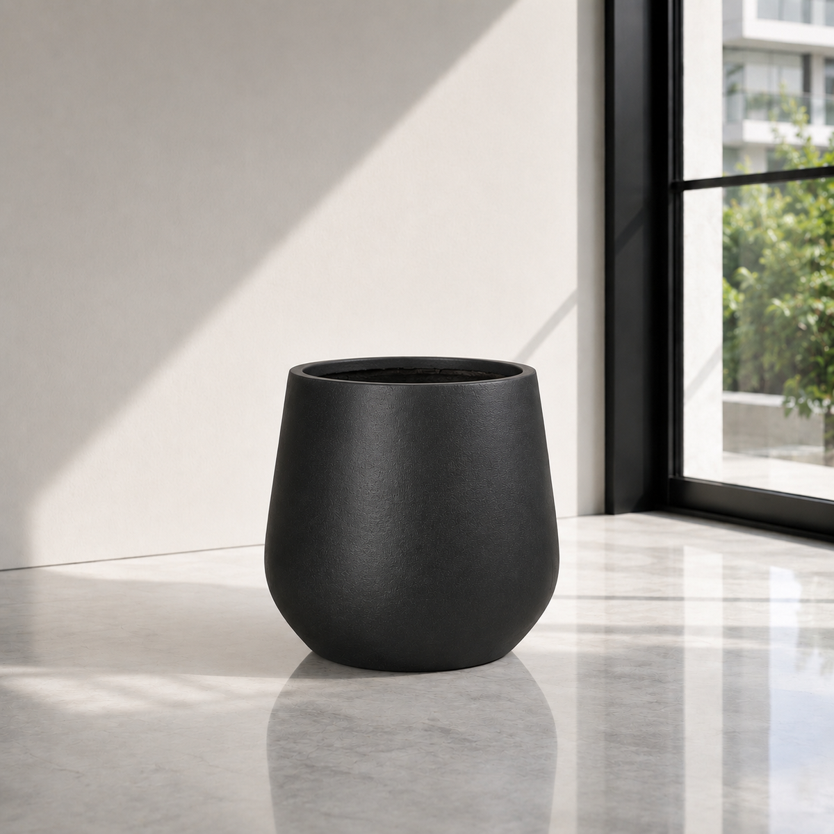 Big Bloom Outdoor and Indoor Fiber Clay Pot GA30-345