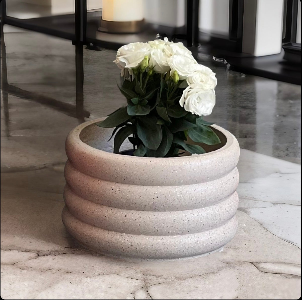 CURVED Bowl CL-04 - lightweight curved decorative bowl pot