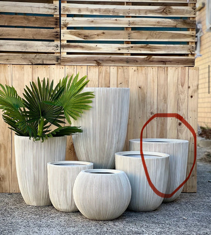 LinearLite - LineaLite Collection – Extra Lightweight Fluted Pots in Modern Vertical Design