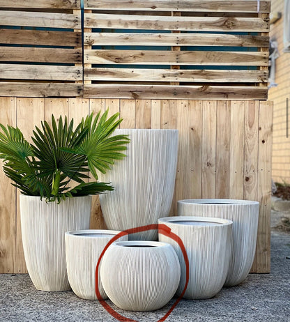 LinearLite - LineaLite Collection – Extra Lightweight Fluted Pots in Modern Vertical Design