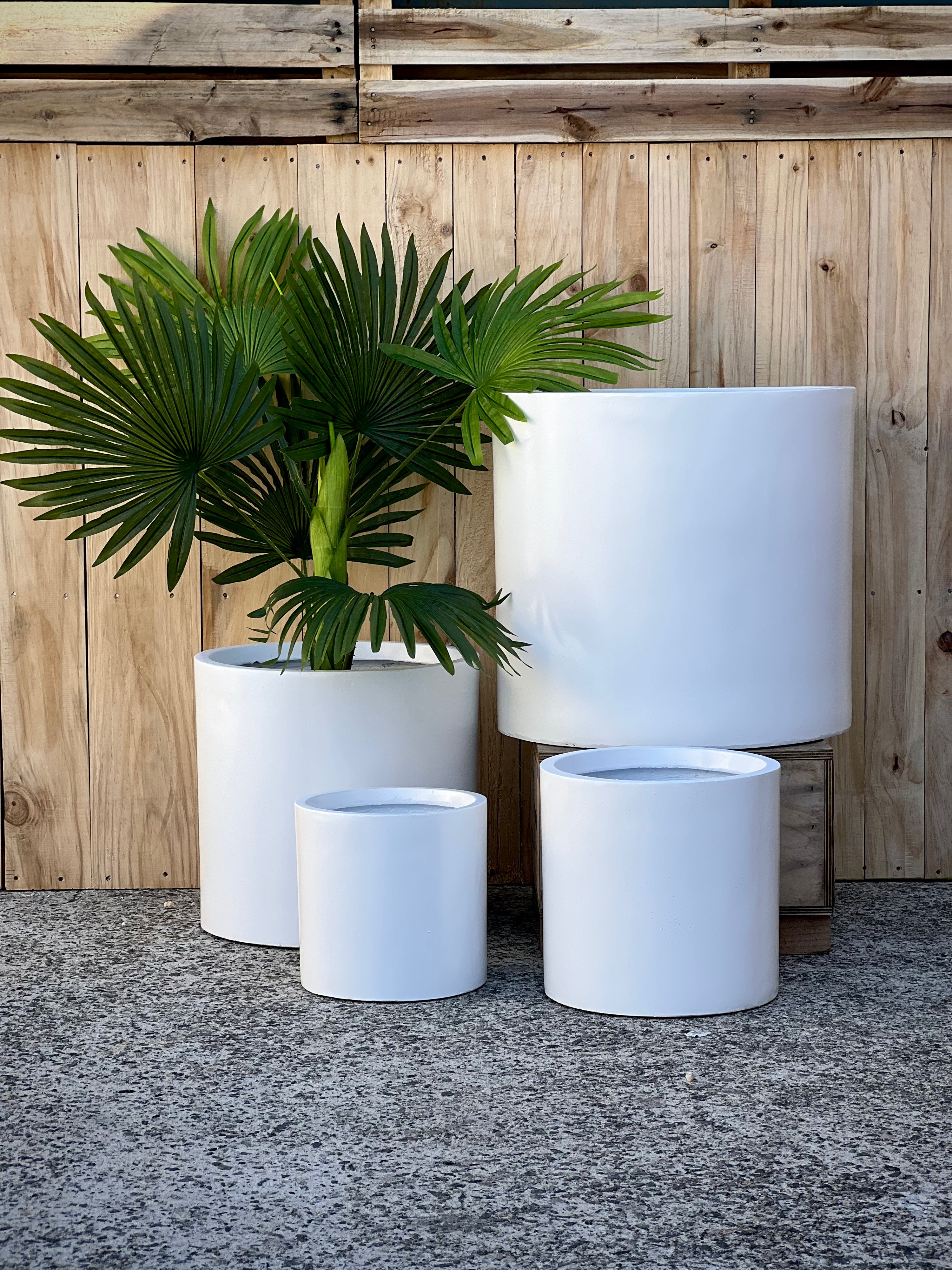 BASE CYLINDER Indoor Outdoor Smooth Fiberclay Pot PR33 - Ivory Large