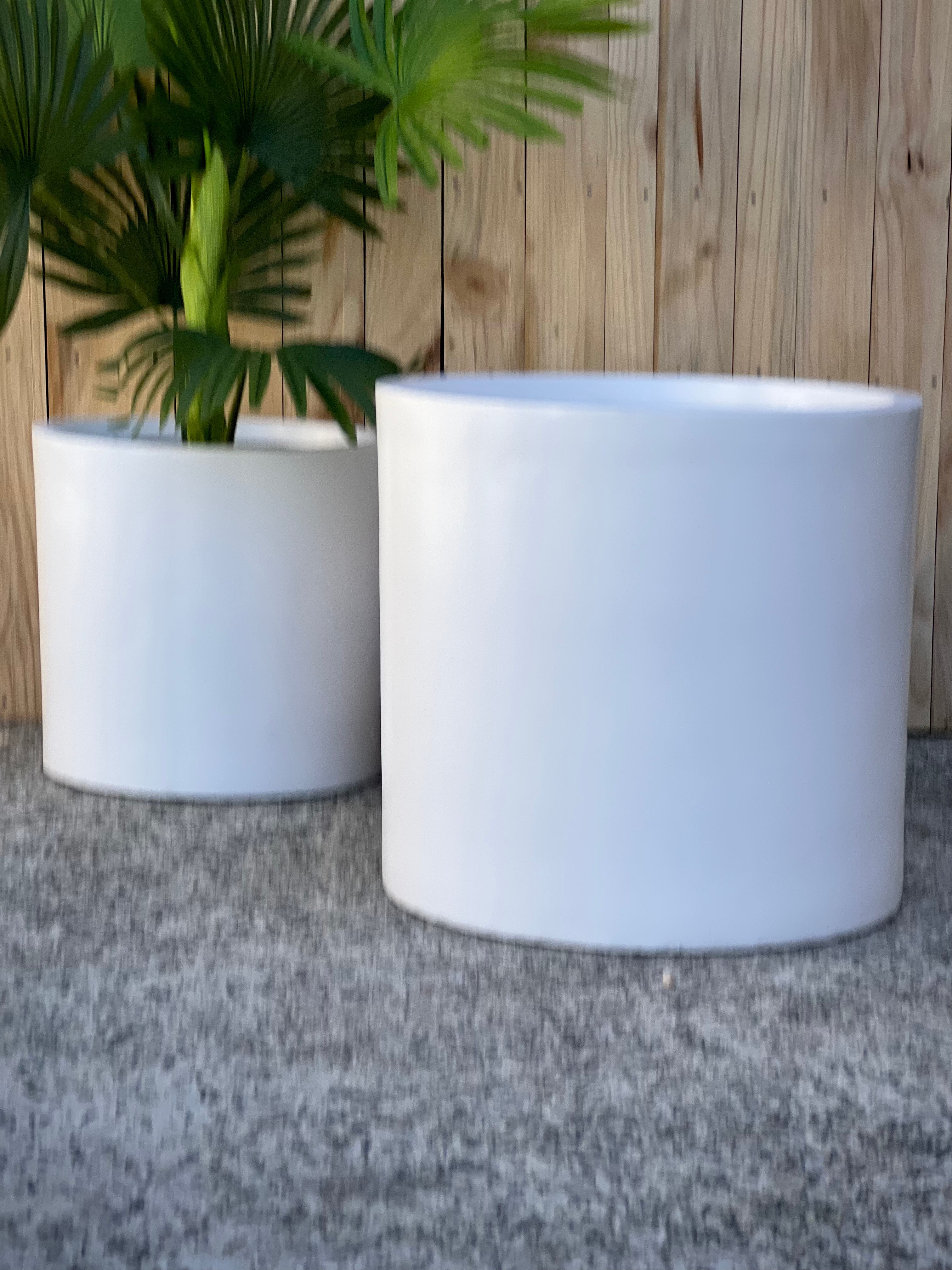 BASE CYLINDER  - Indoor or Outdoor Cylinder Pot Smooth PR33