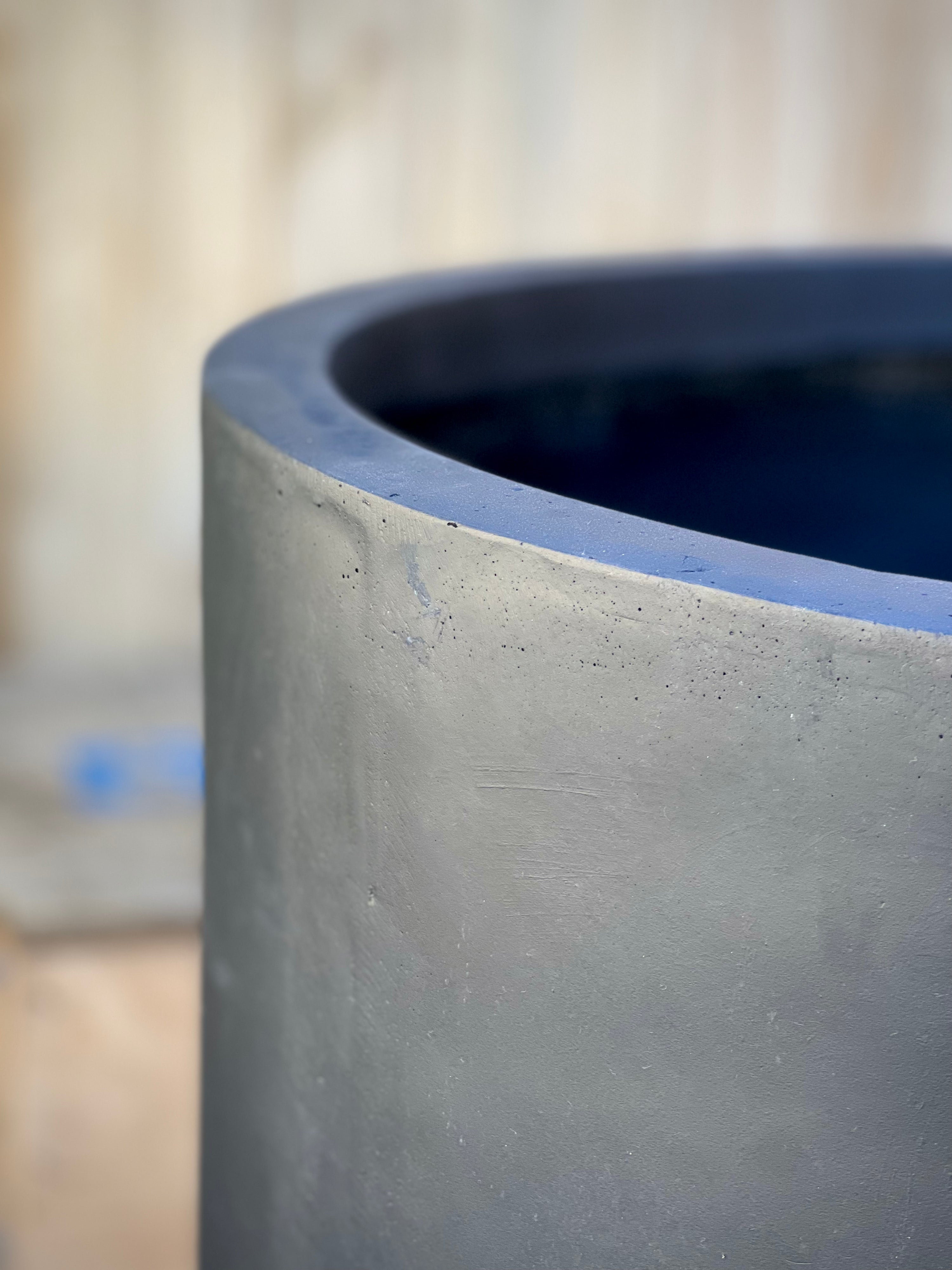 Base Cylinder Pot size comparison - compact and large smooth fiberclay