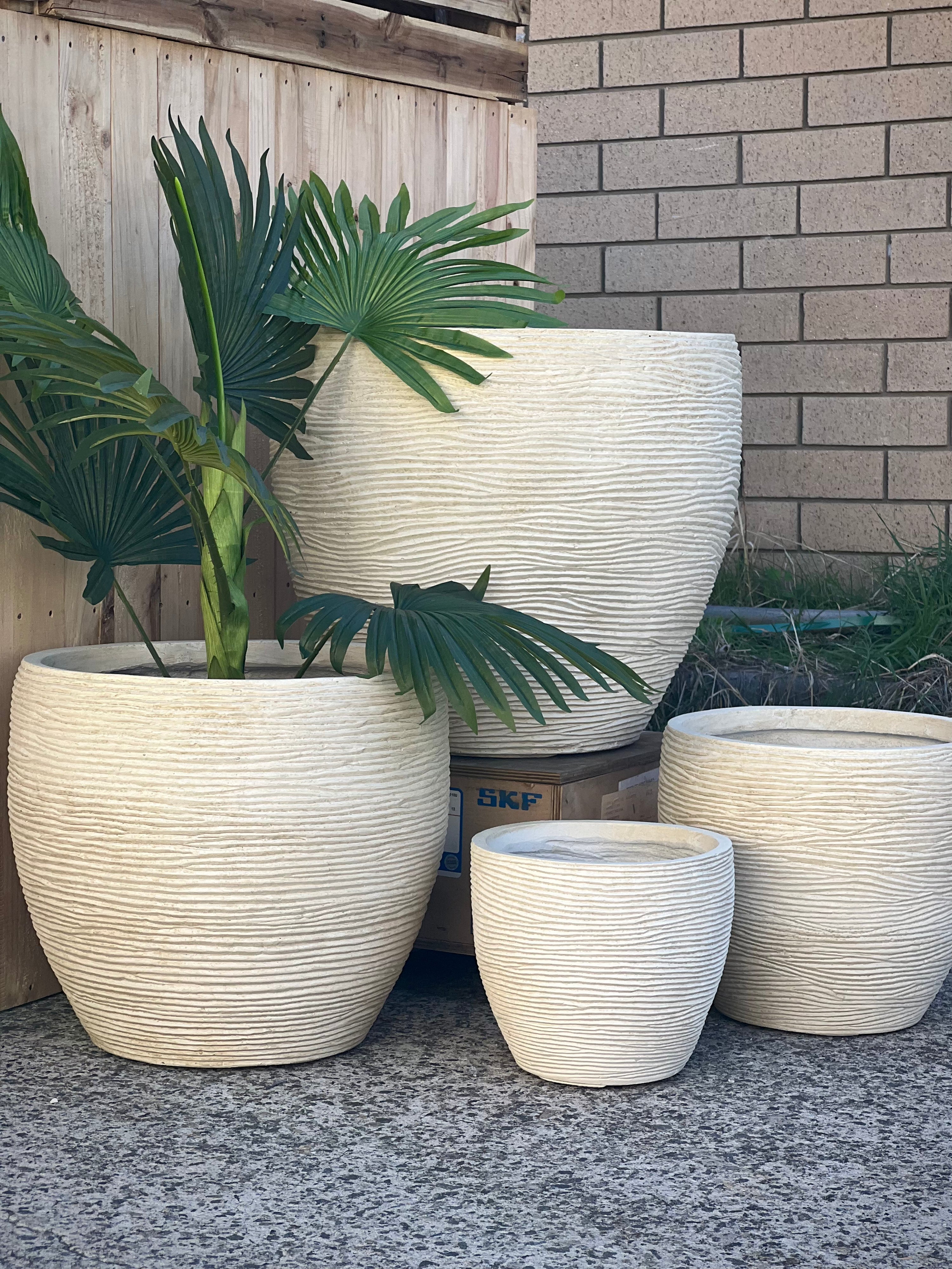 Desert Rose Wavy Texture Fiberclay Pot Cream Medium - lightweight indoor outdoor pot