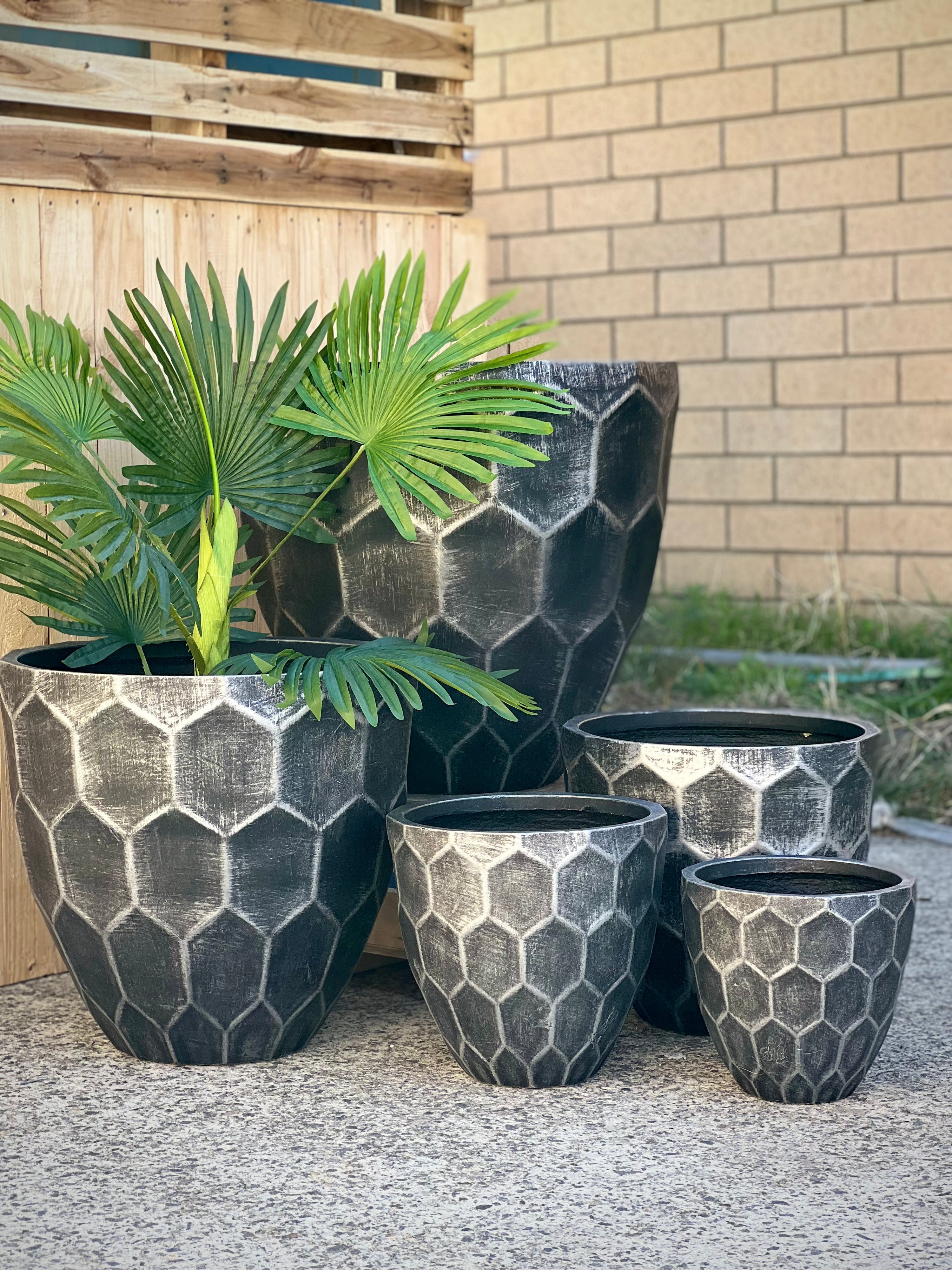 Honeycomb Texture Fiberclay Pot in Cream - indoor outdoor lightweight pot