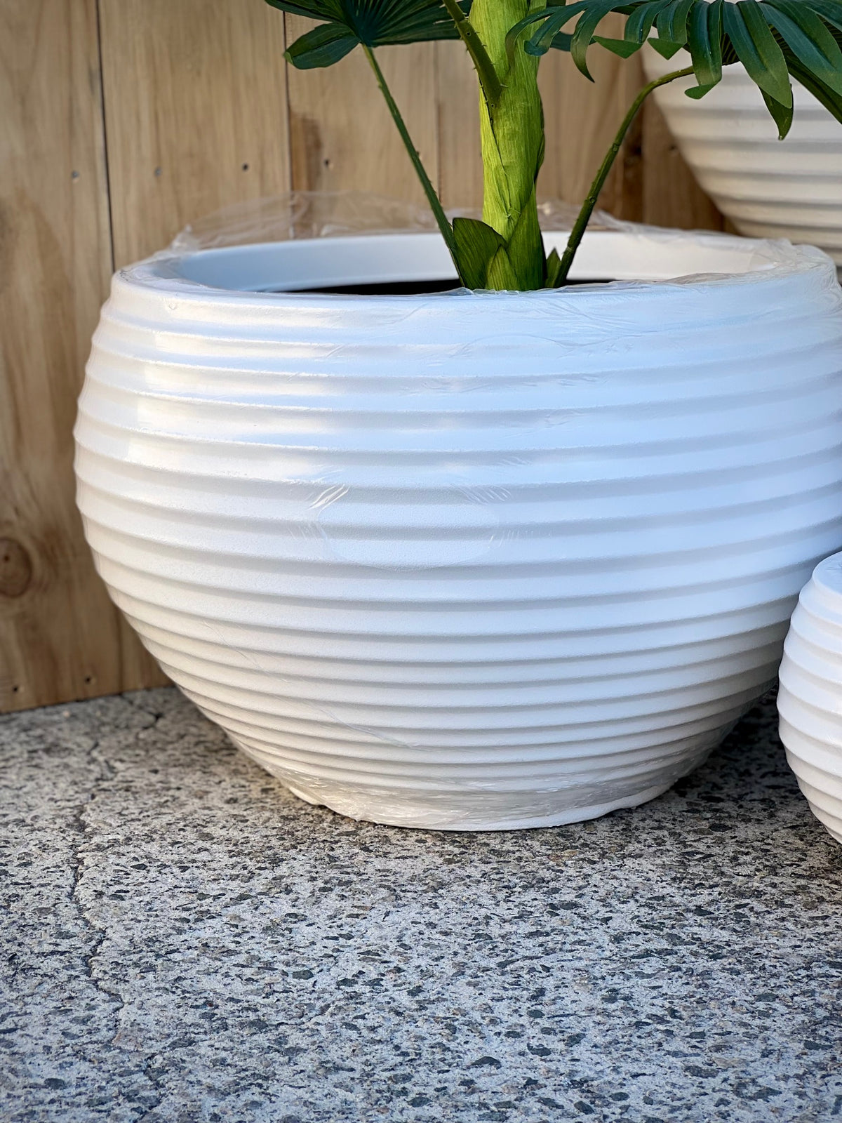 RippleLite Bowl Snow White Small - compact ribbed lightweight bowl pot