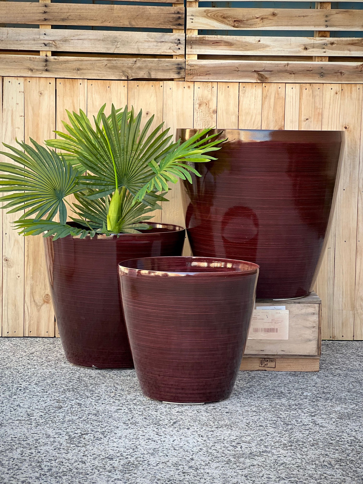 2001 Maxi Glazed Pot Bamboo Burgundy XL - large round glazed lightweight pot