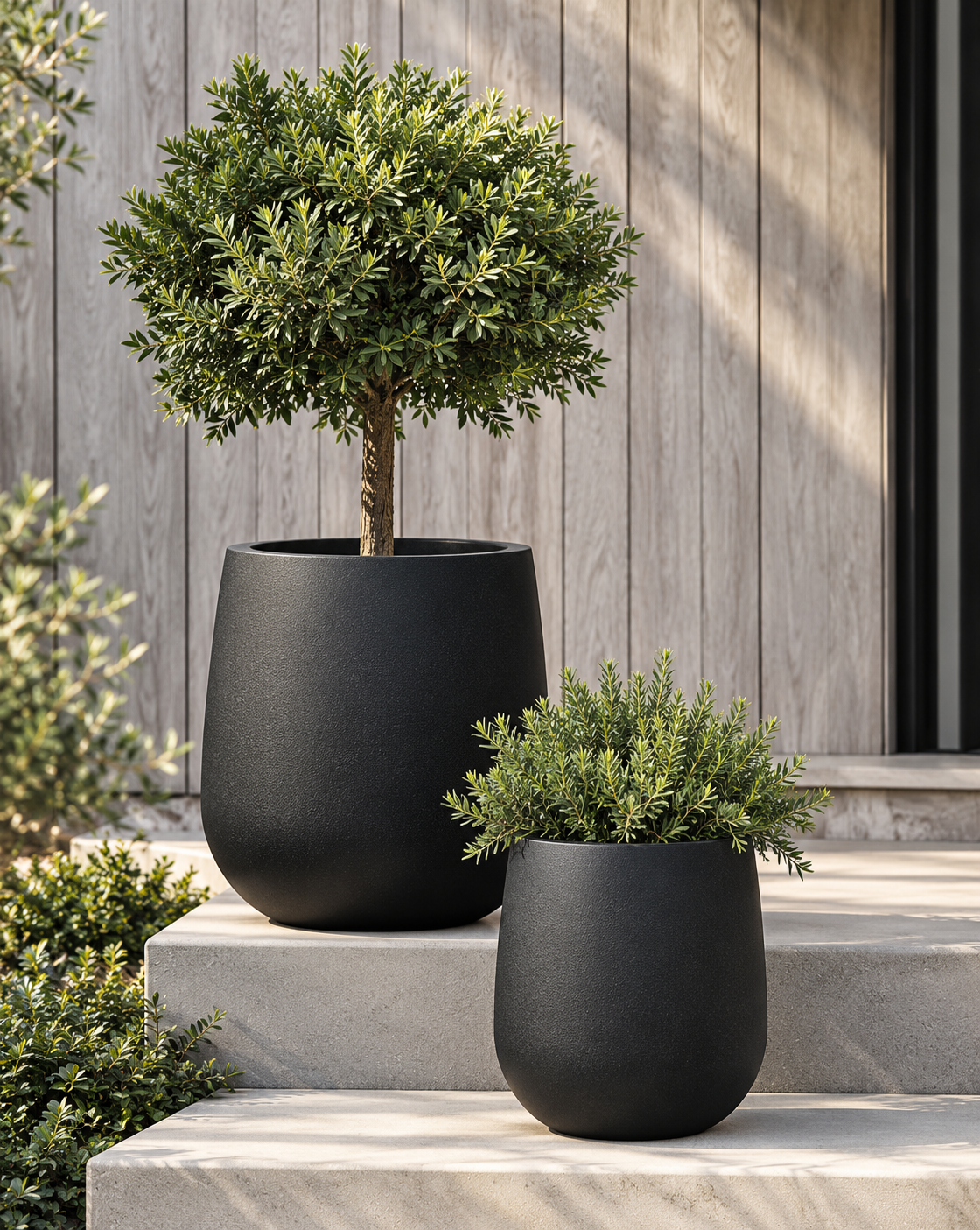 WILSON Planter – Lightweight Indoor and Outdoor Pots