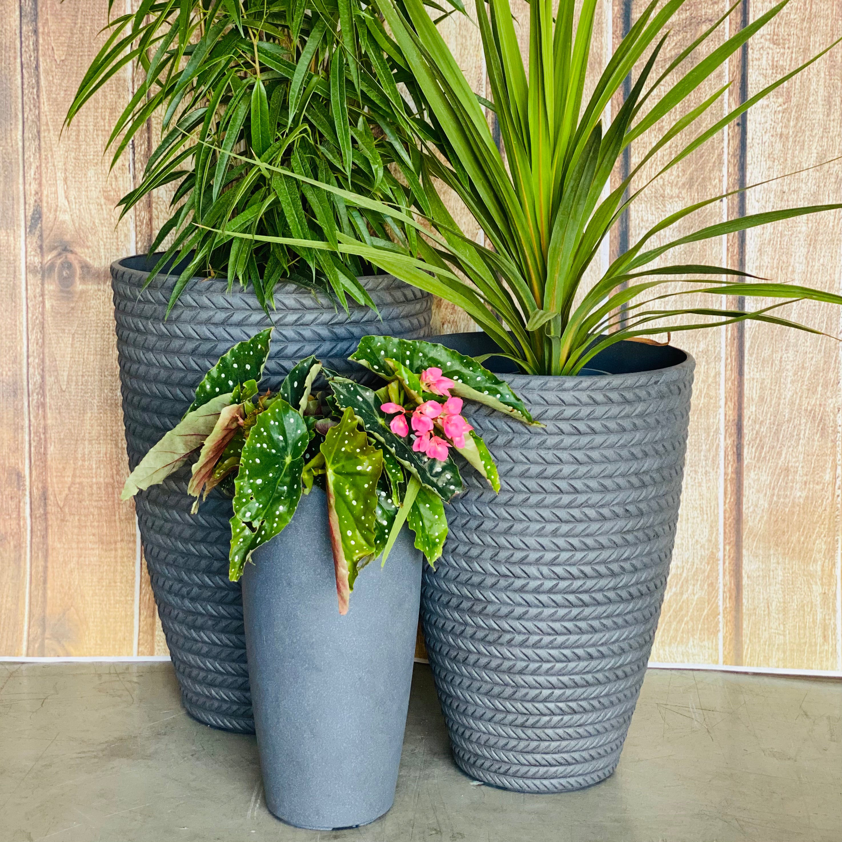 2197 Bradie Pot Clay Rust range - tall ornamental lightweight pots