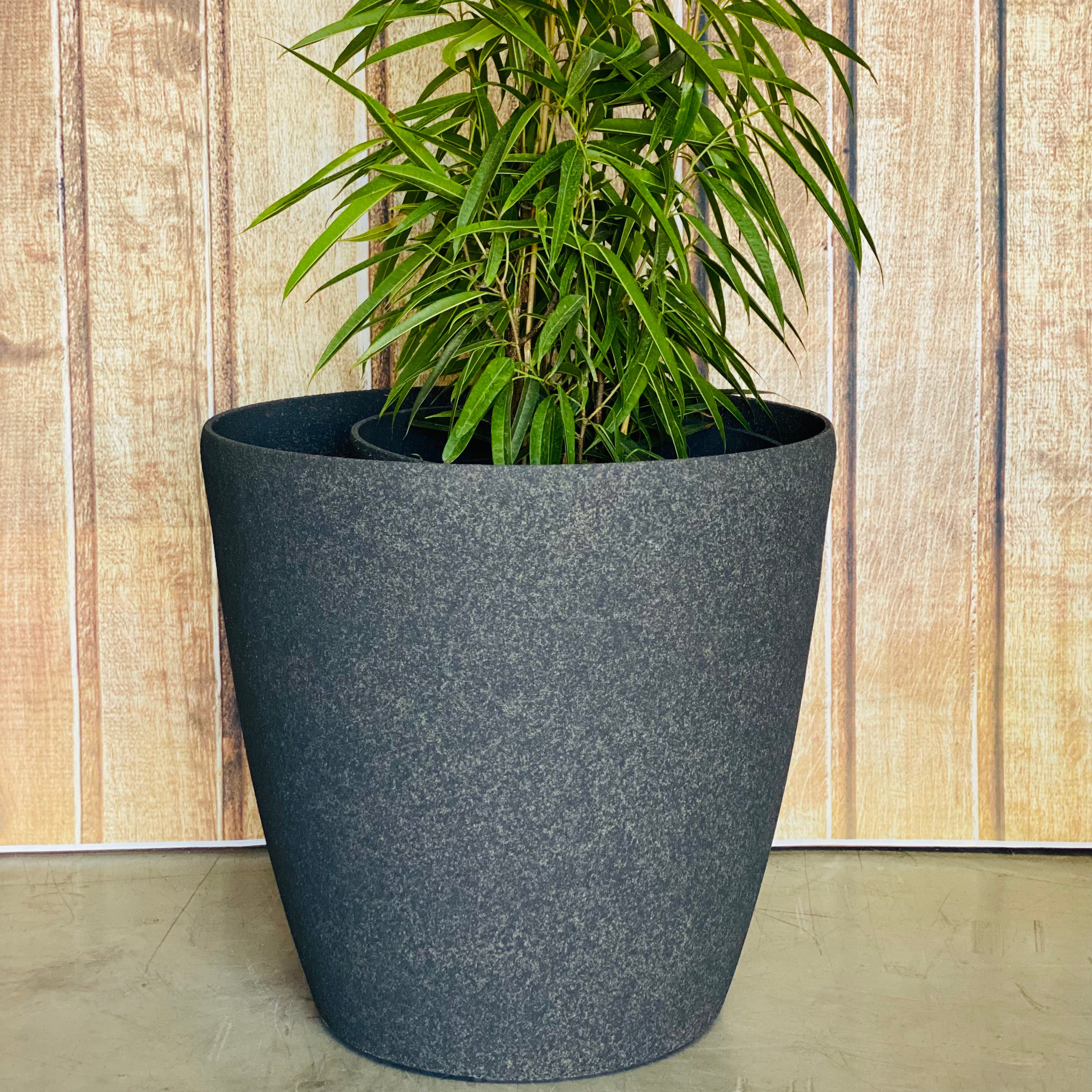 2001 Maxi Stone Pot Cream Stone Large - round rough stone lightweight pot