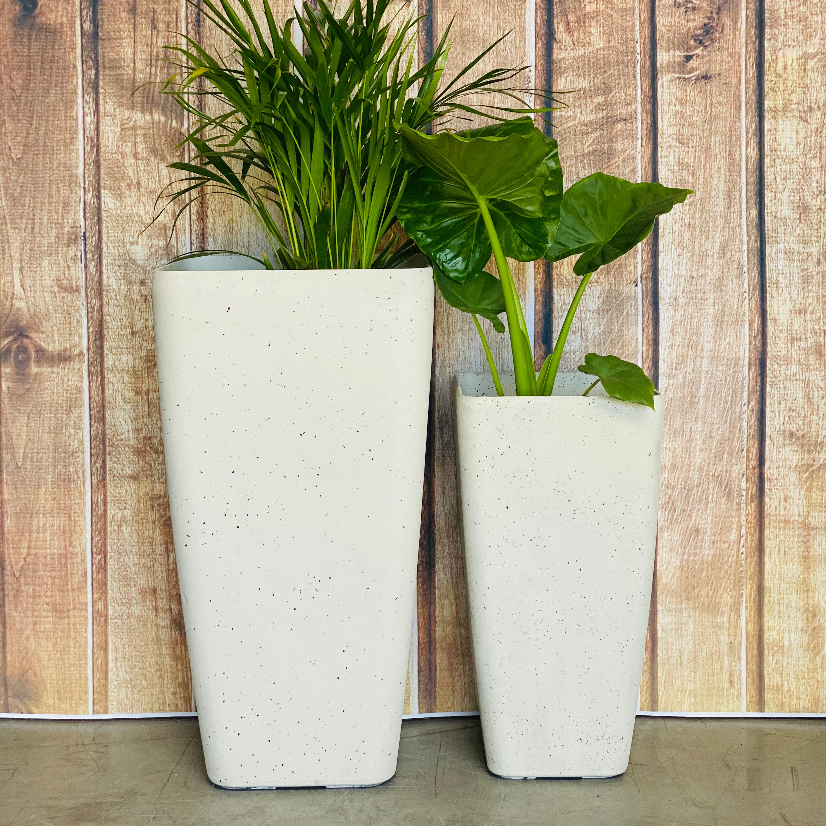 Eva lightweight plant pot